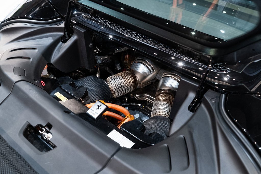 Used 2023 Ferrari 296 GTS image 12