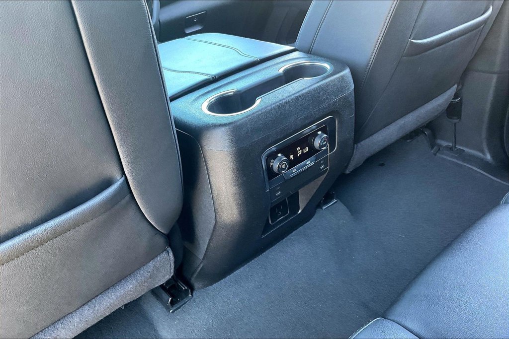 Used 2025 Chevrolet Tahoe LT AWD/4WD image 10