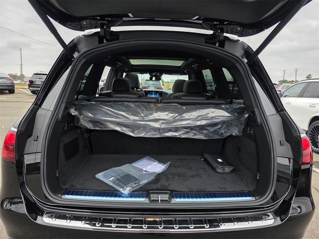 New 2026 Mercedes-Benz GLS 580 4MATIC image 9