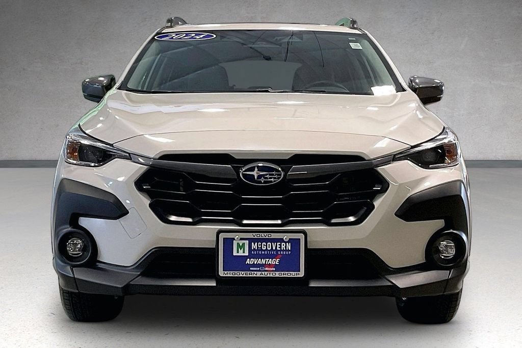 Used 2024 Subaru Crosstrek 2.0i Premium AWD/4WD image 2