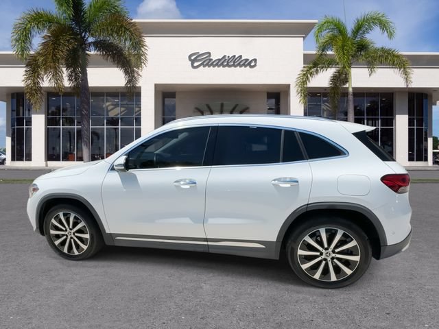 Used 2023 Mercedes-Benz GLA 250 4MATIC w/ Premium Package image 8
