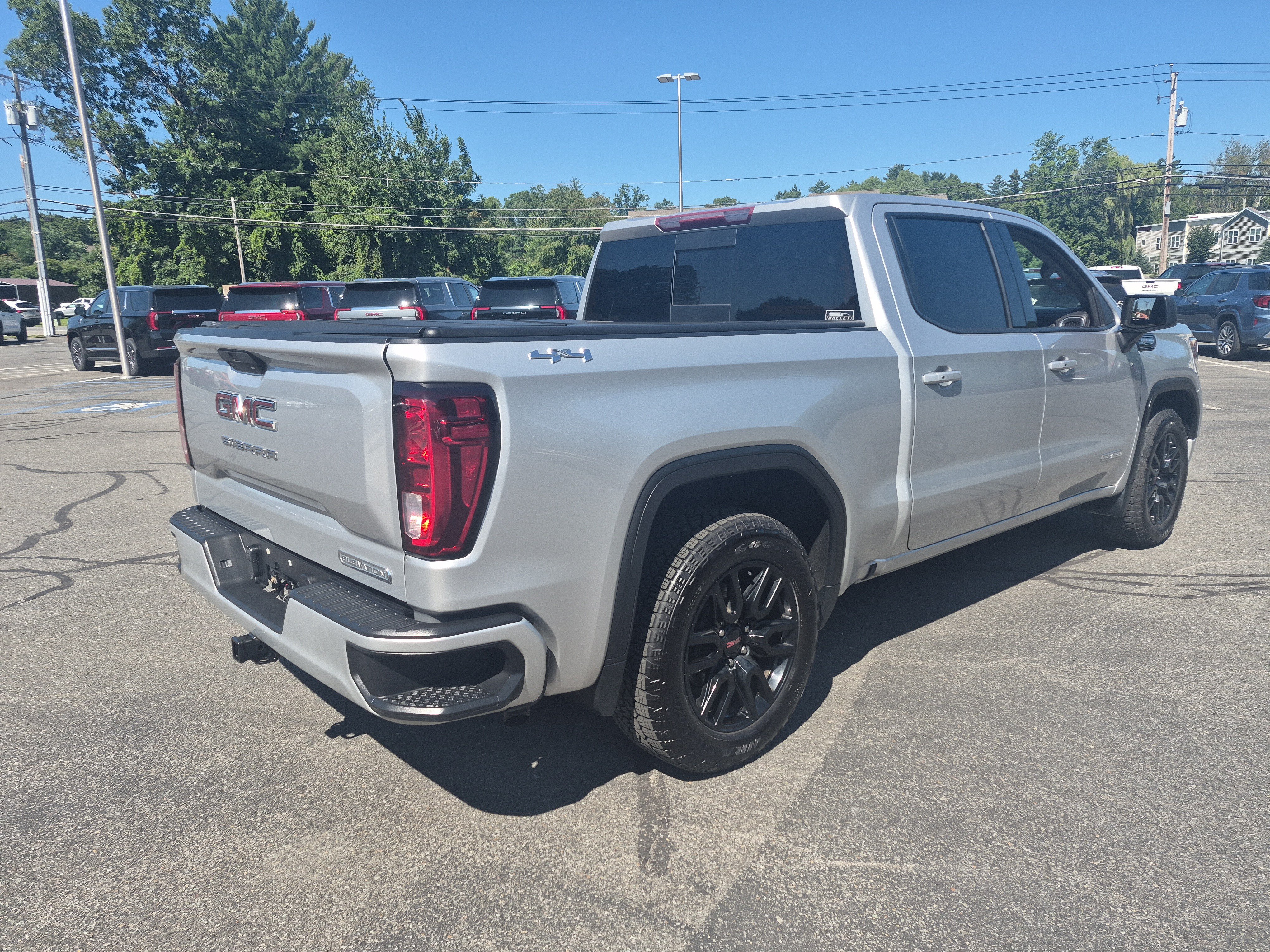 Certified 2020 GMC Sierra 1500 Elevation w/ Elevation Value Package AWD/4WD image 5