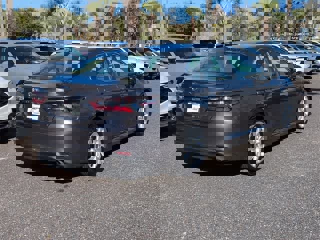 Used 2024 Toyota Camry LE image 8