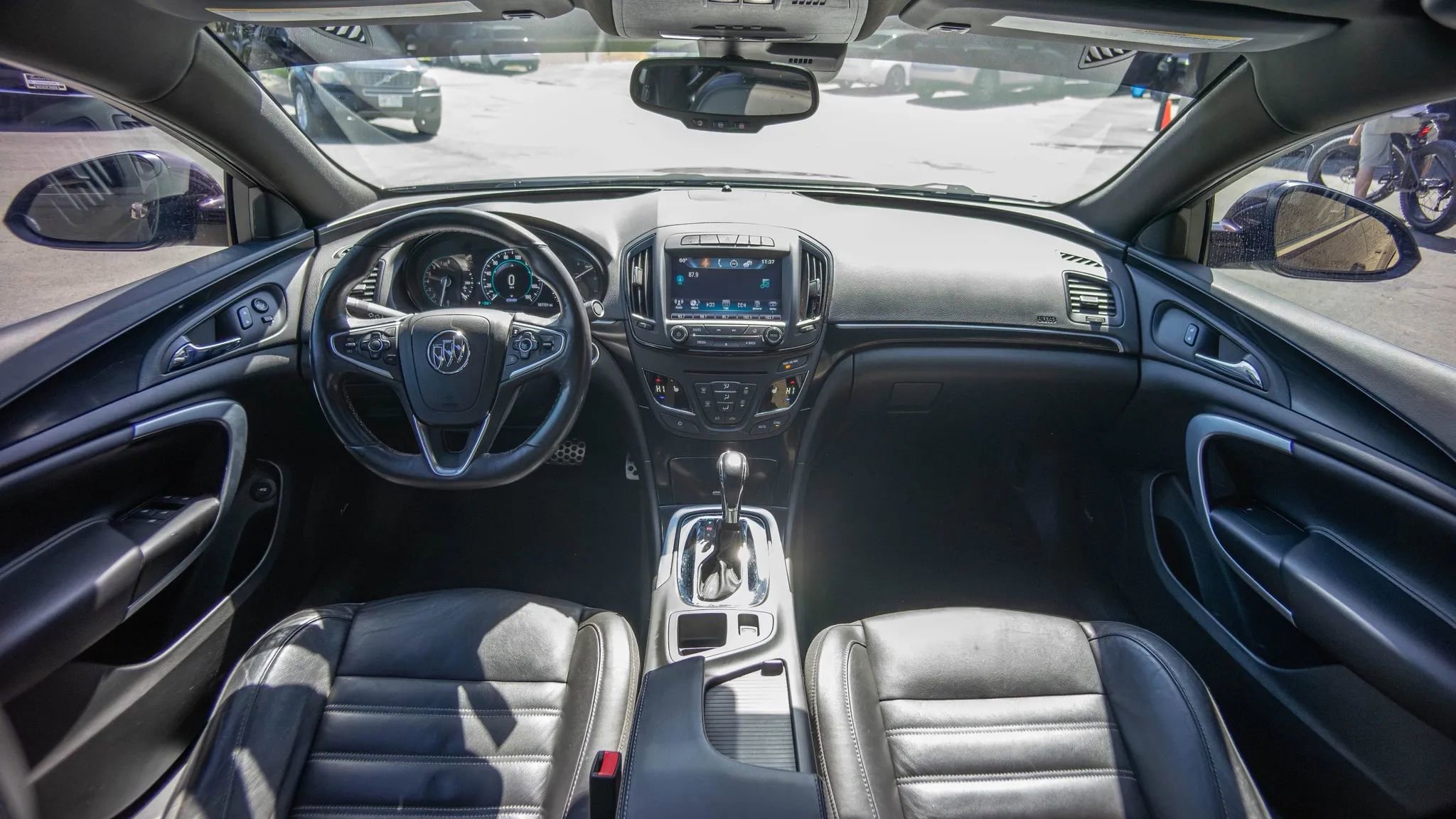 Used 2017 Buick Regal GS w/ Driver Confidence Package #2 AWD/4WD image 2