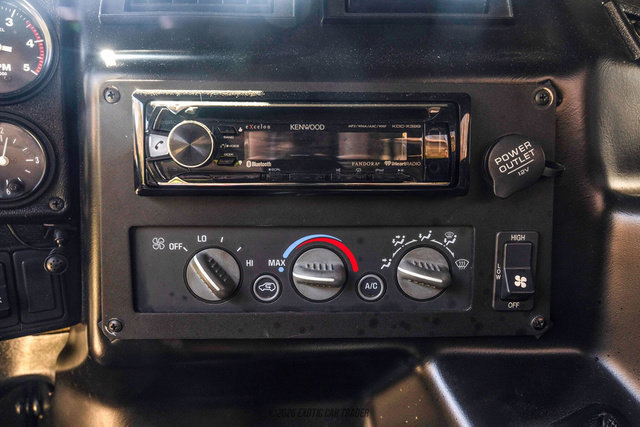 Used 1996 HUMMER H1 4-Door Open Top image 35