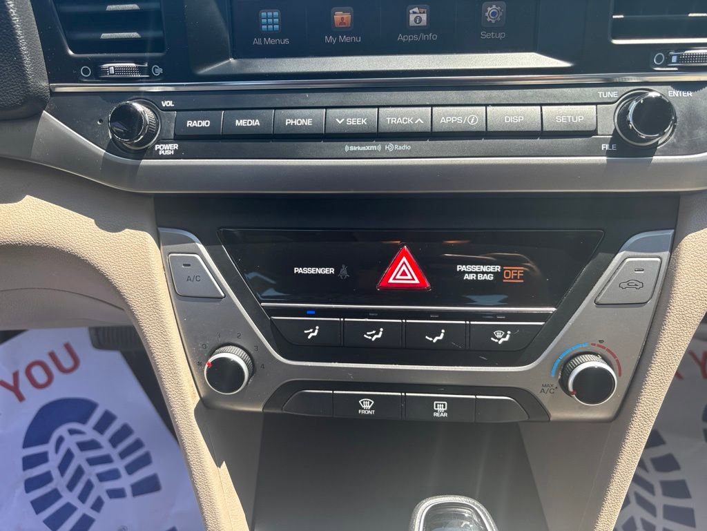 Used 2017 Hyundai Elantra SE FWD image 22