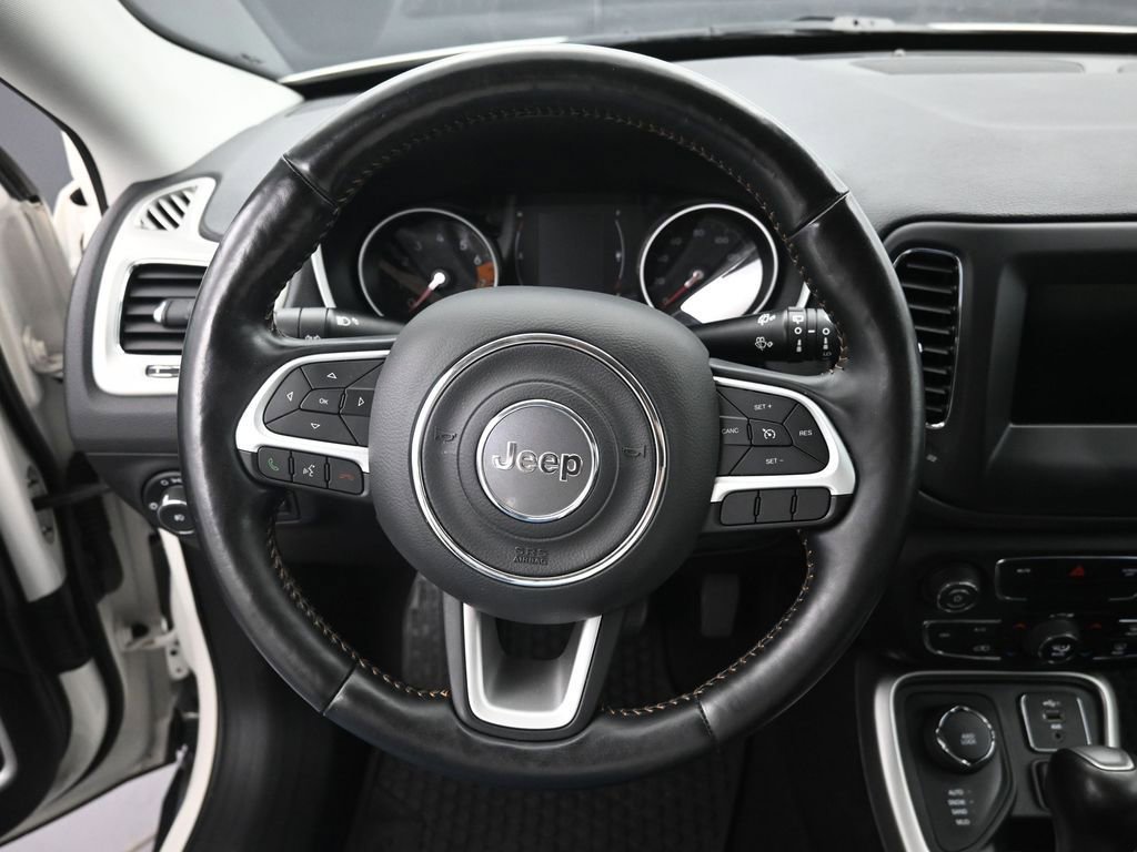 Used 2020 Jeep Compass Latitude w/ Cold Weather Group image 22