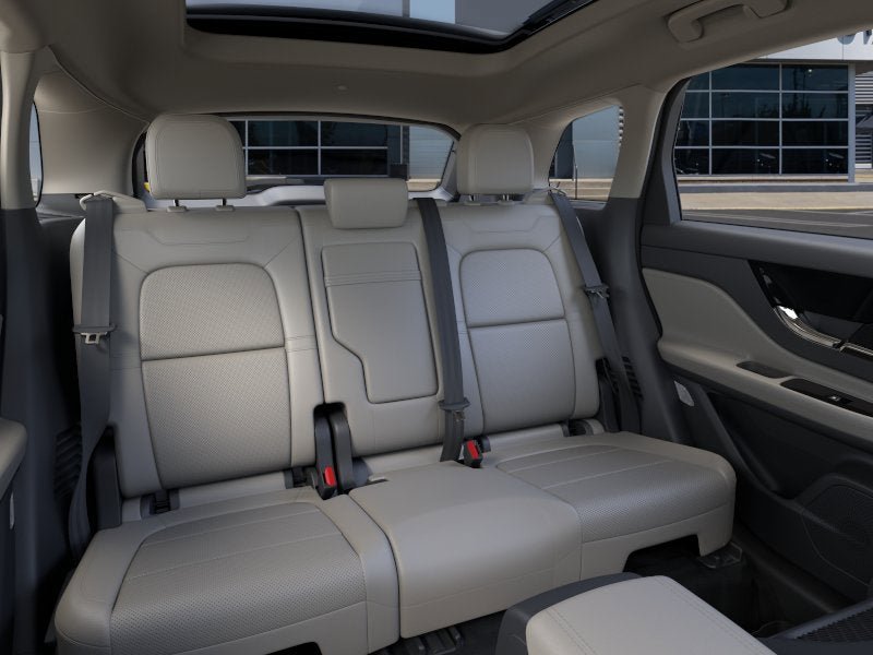 New 2025 Lincoln Corsair AWD w/ Equipment Group 101A image 11