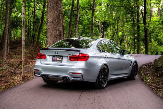 Used 2016 BMW M3 RWD image 3