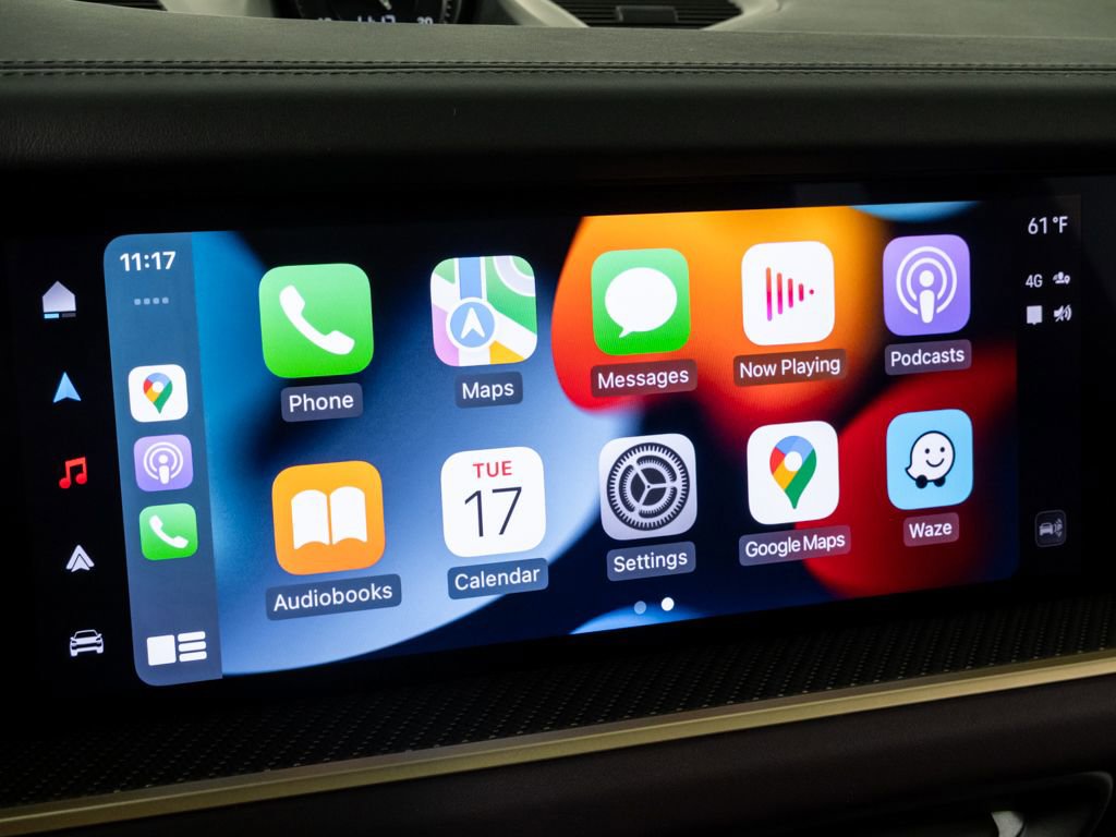 Used 2024 Porsche Cayenne S image 16