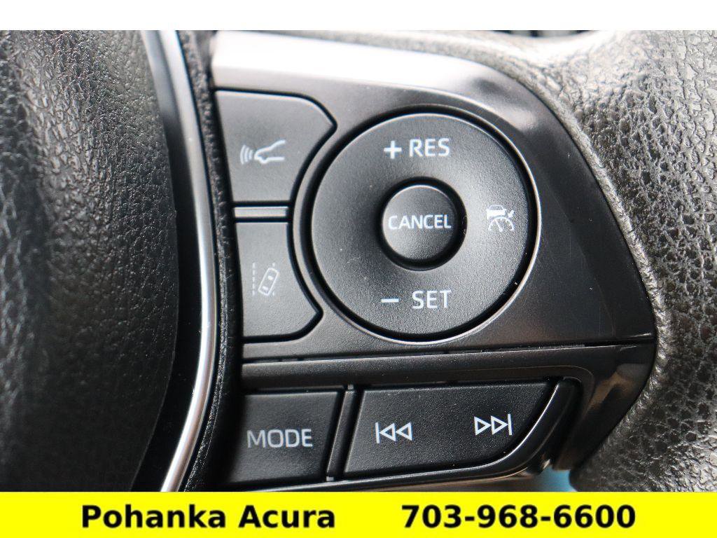 Used 2019 Toyota Camry LE image 13