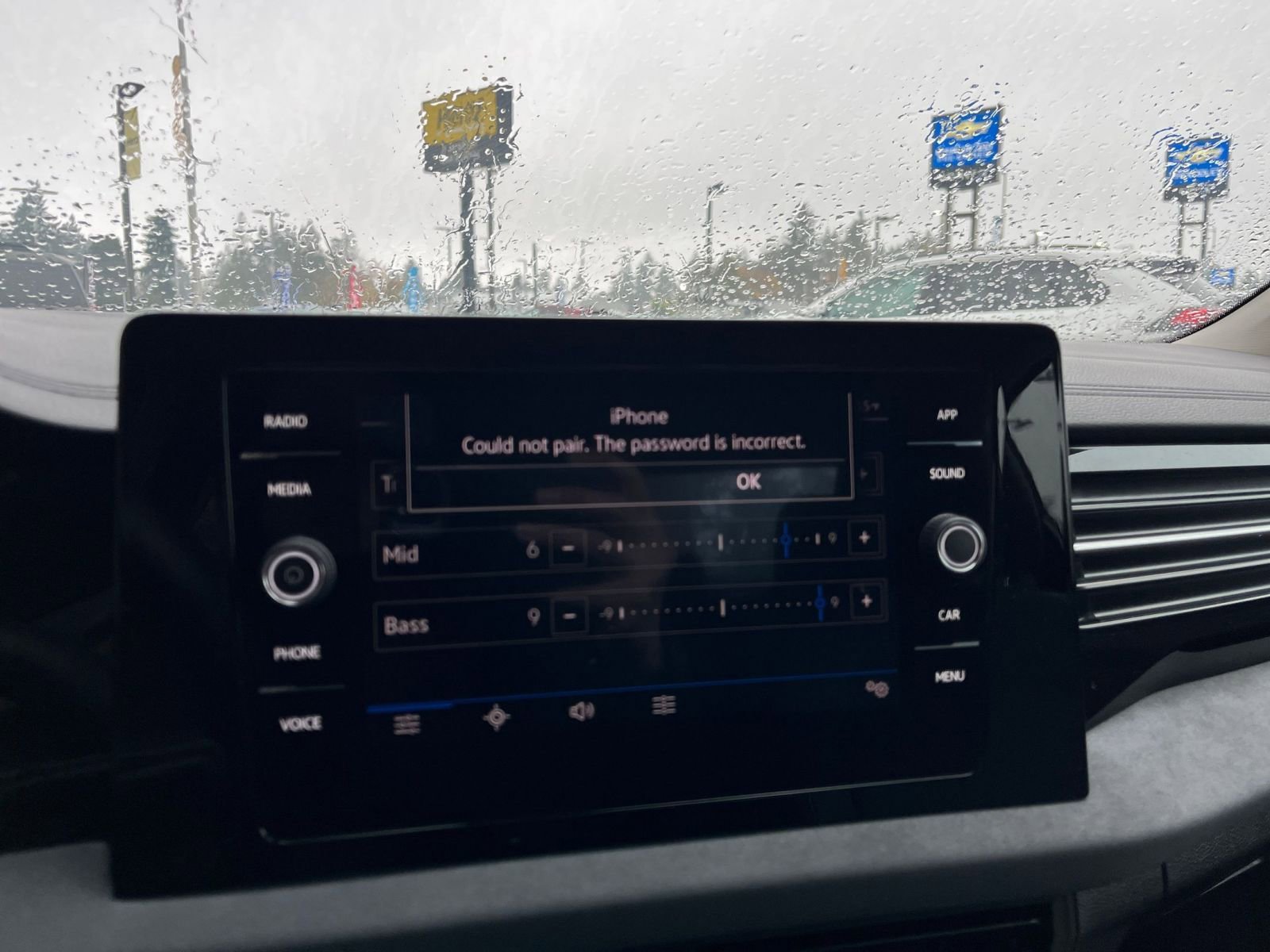 Used 2025 Volkswagen Jetta SE image 21