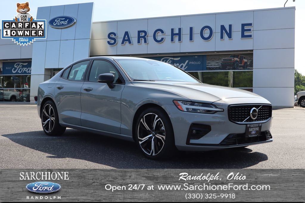 Used 2024 Volvo S60 B5 Core AWD/4WD video 1