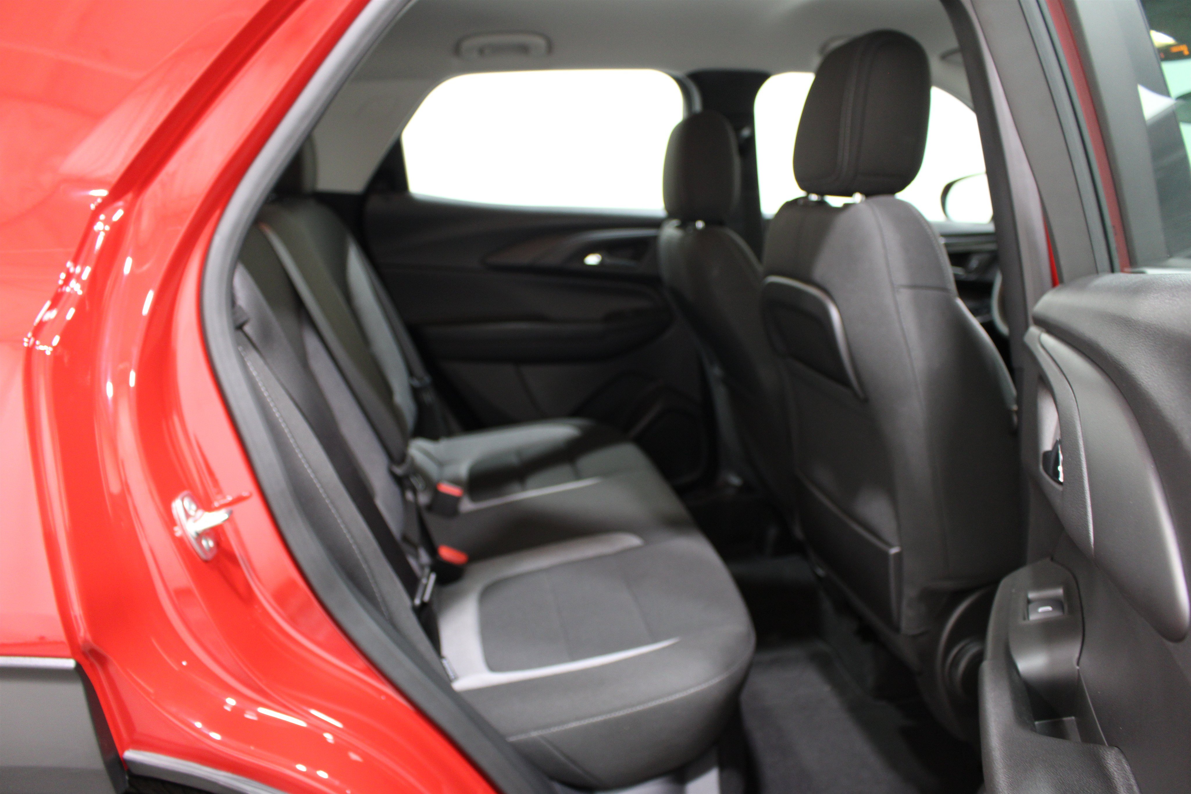 Used 2026 Chevrolet TrailBlazer LS FWD image 23