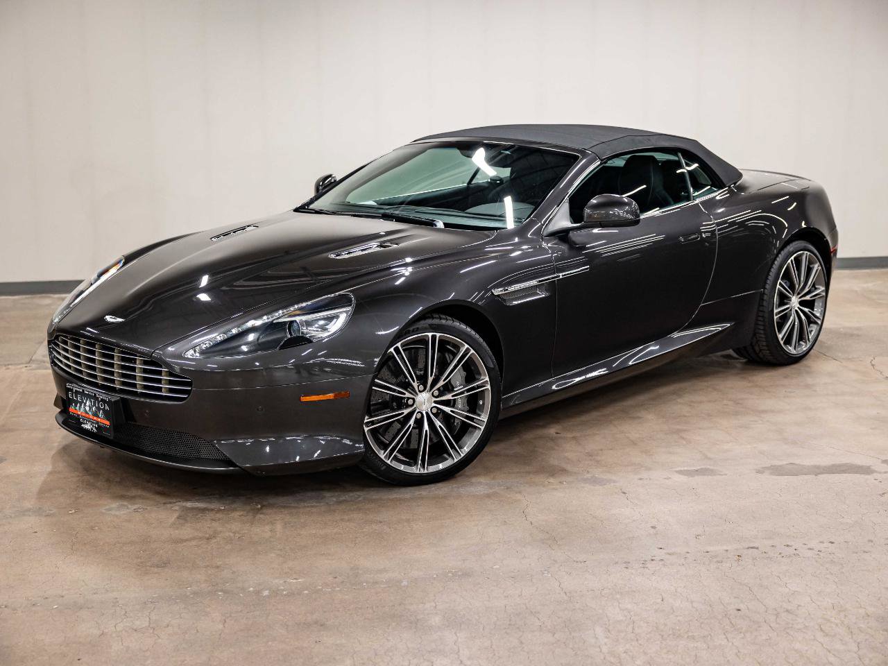 Used 2012 Aston Martin Virage Volante image 17