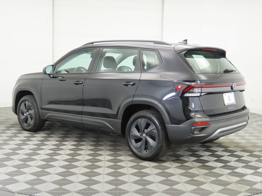 Used 2025 Volkswagen Taos S FWD image 7