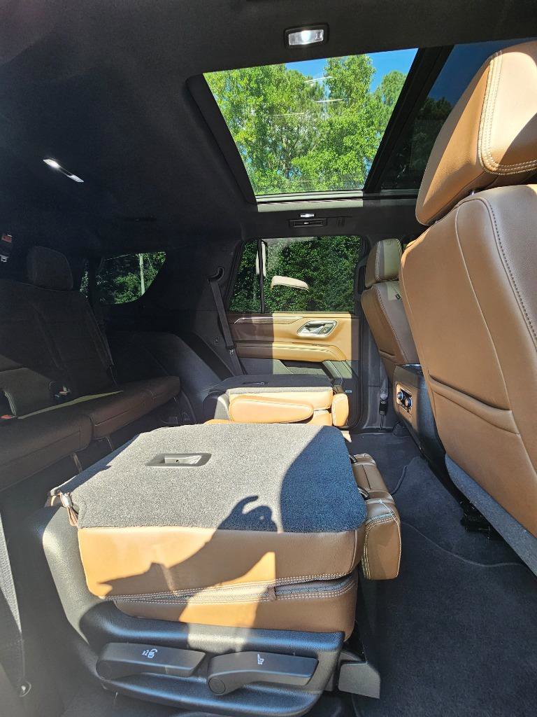 Used 2021 Chevrolet Tahoe High Country w/ Premium Package image 37