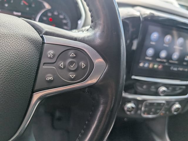 Used 2021 Chevrolet Traverse LT FWD image 17