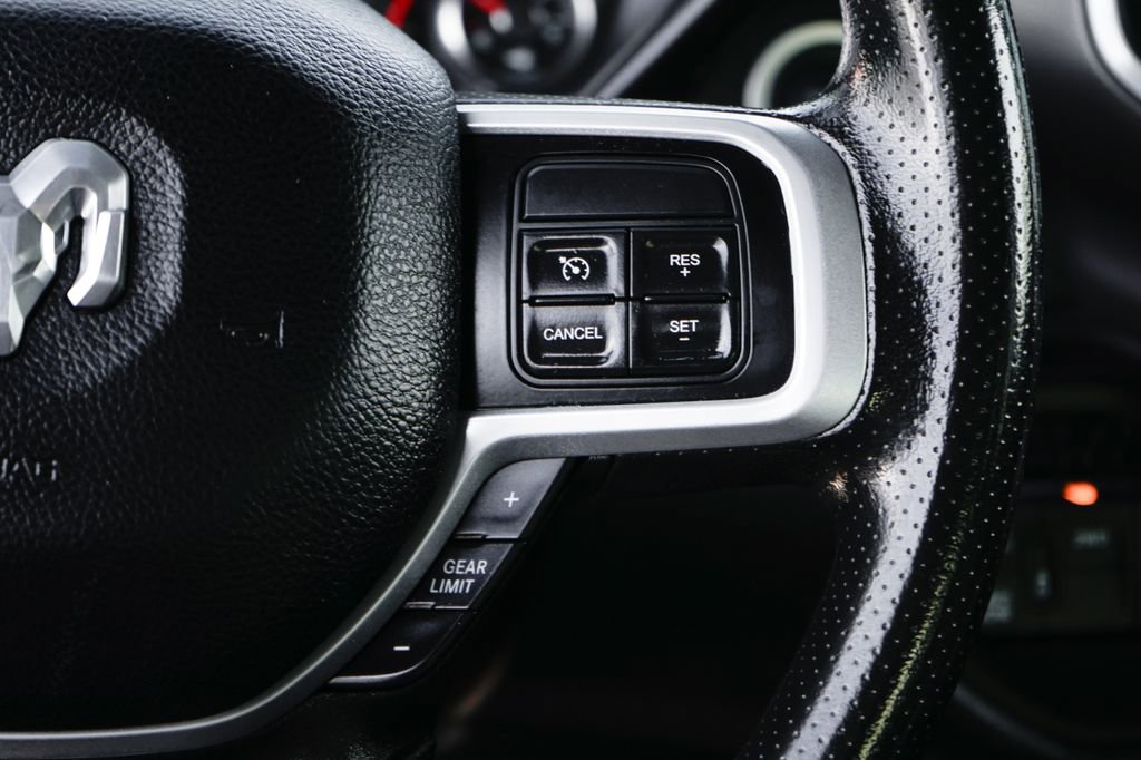 Used 2022 RAM 3500 Big Horn image 23