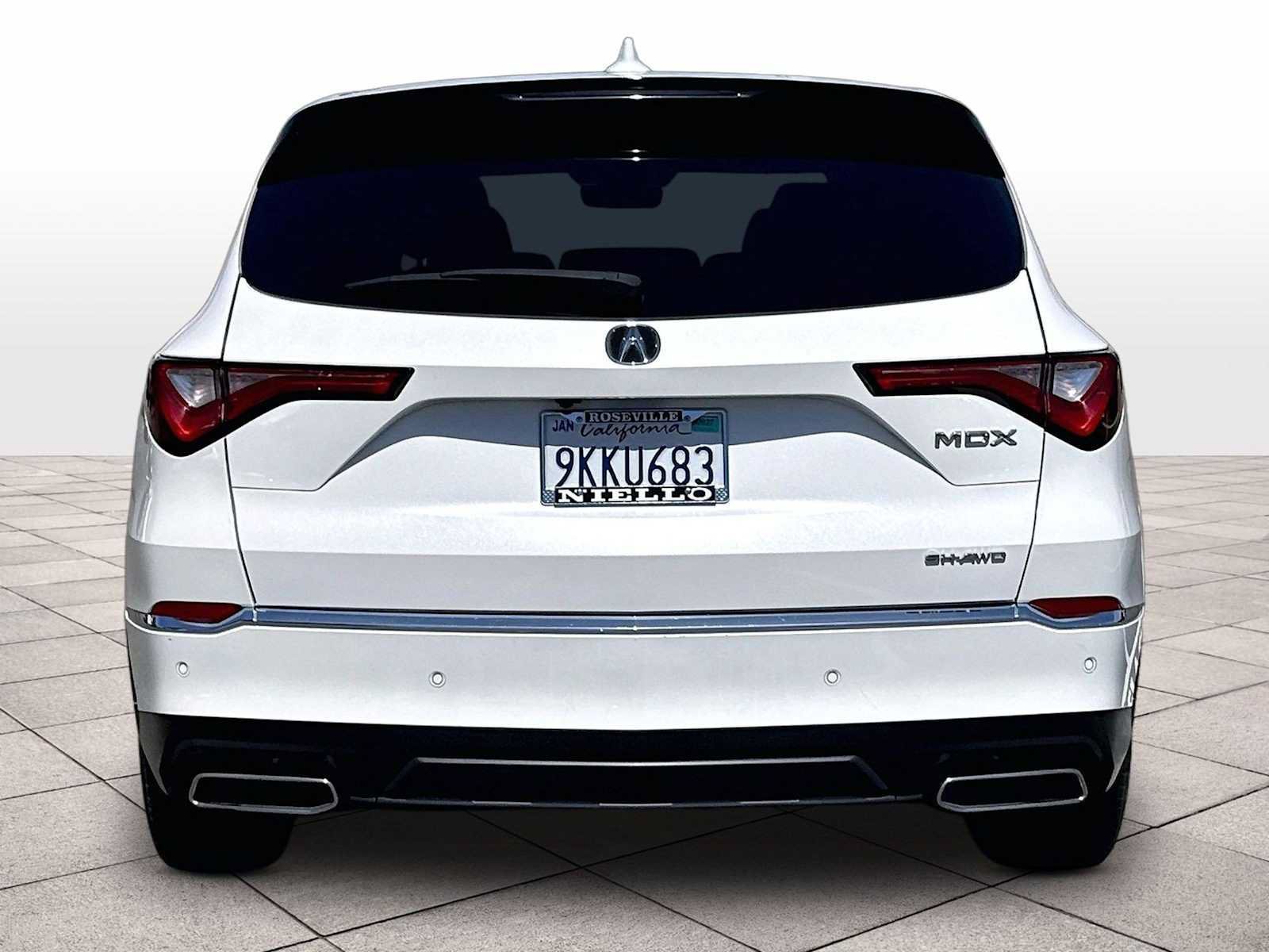 Used 2024 Acura MDX w/ Technology Package AWD/4WD image 7