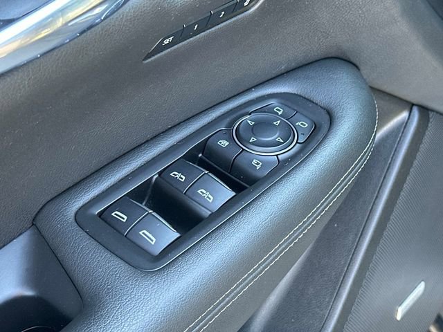 Used 2020 Cadillac XT6 Premium Luxury image 14