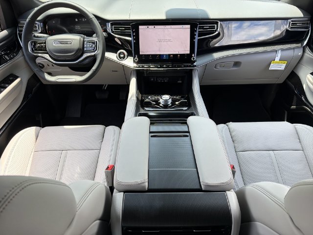 New 2026 Jeep Grand Wagoneer L Summit w/ Premium Group III AWD/4WD image 16