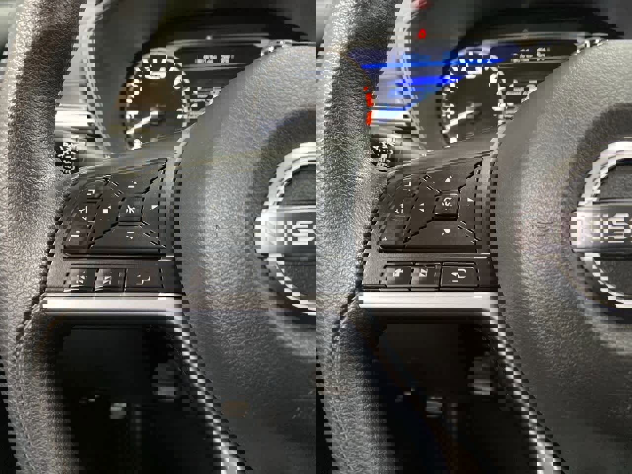 Used 2023 Nissan Altima 2.5 SV image 21