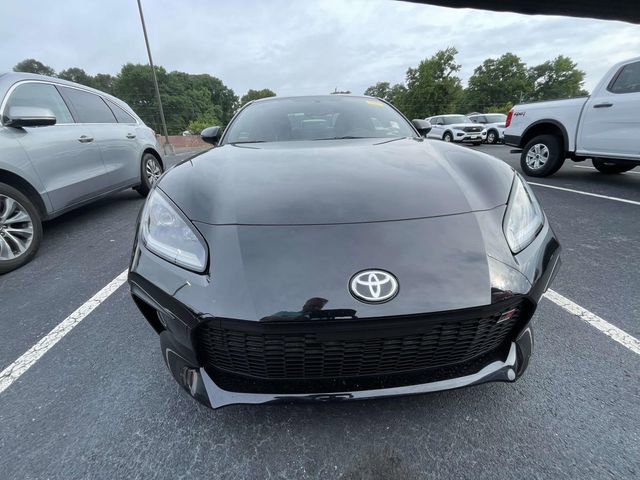 Used 2023 Toyota GR86 Premium w/ ALL Weather Mat Package (TMS) RWD image 2