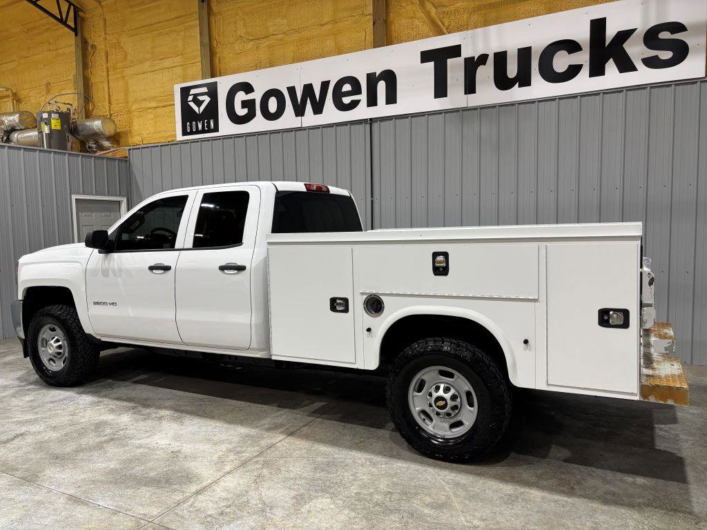 Used 2017 Chevrolet Silverado 2500 W/T AWD/4WD image 5