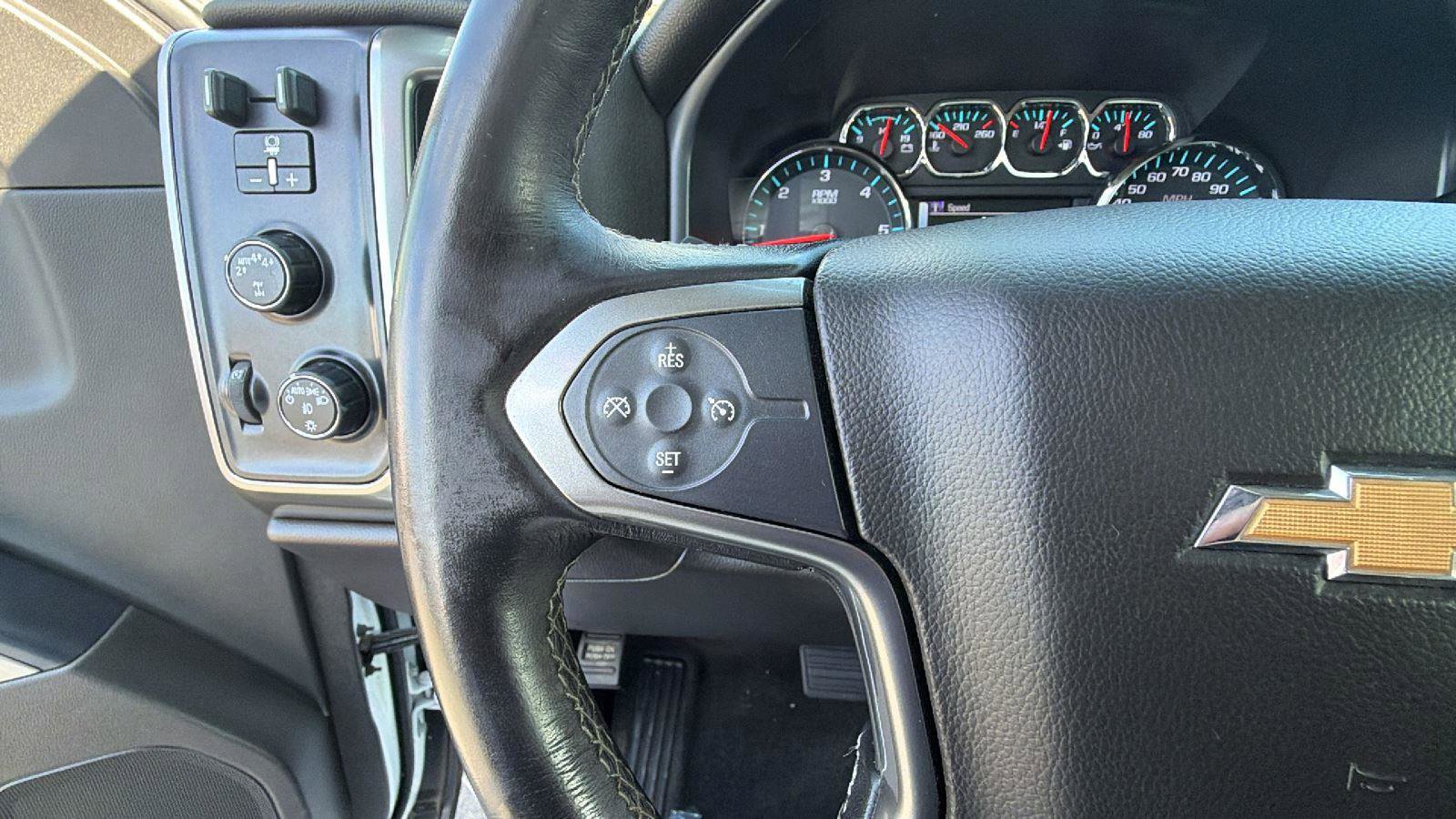 Used 2018 Chevrolet Silverado 1500 LT w/ All Star Edition image 22