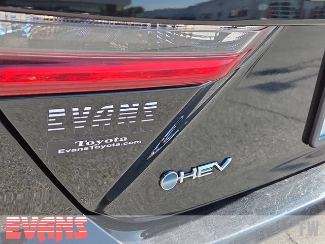 Certified 2025 Toyota Camry SE FWD image 4
