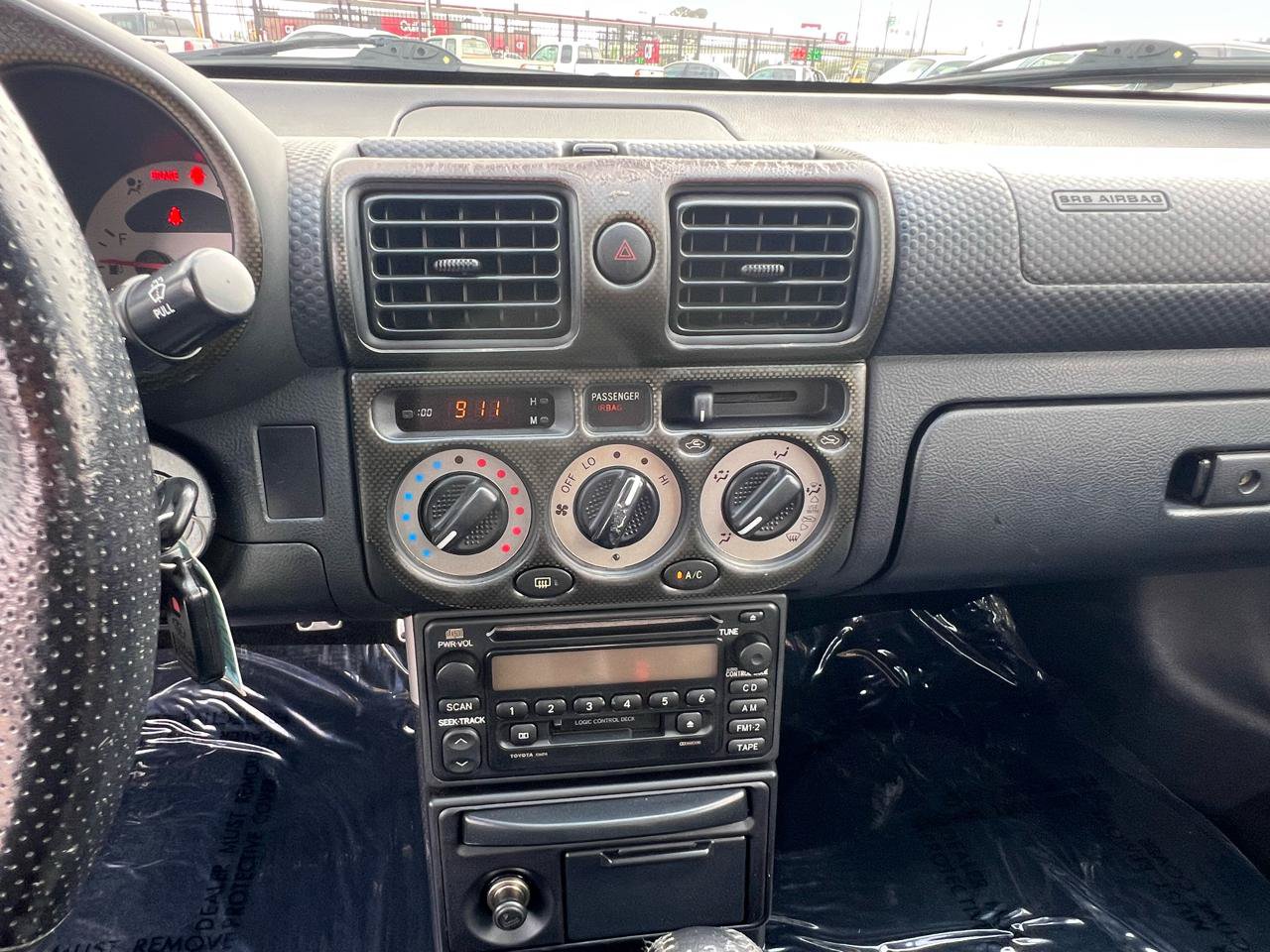 Used 2002 Toyota MR2 RWD image 45