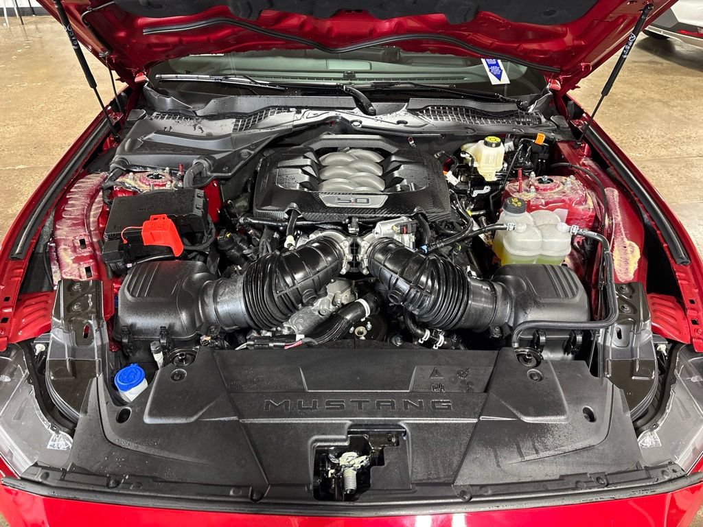 Used 2024 Ford Mustang GT RWD image 11