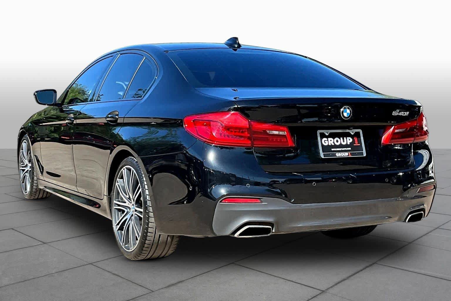 Used 2019 BMW 540i w/ M Sport Package RWD image 12
