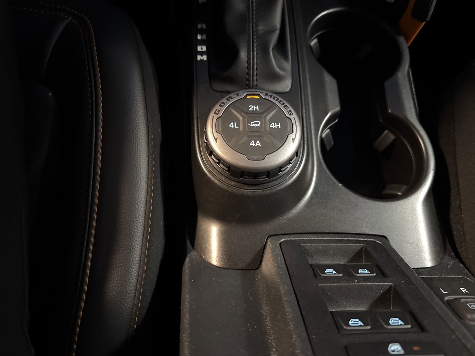 Used 2023 Ford Bronco Badlands image 35