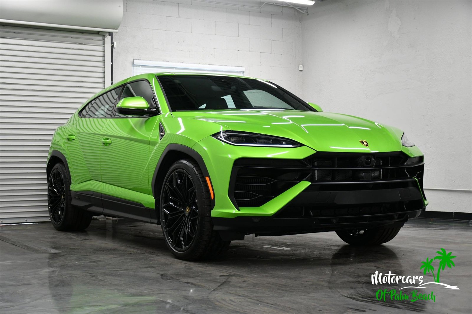 Used 2025 Lamborghini Urus SE image 13
