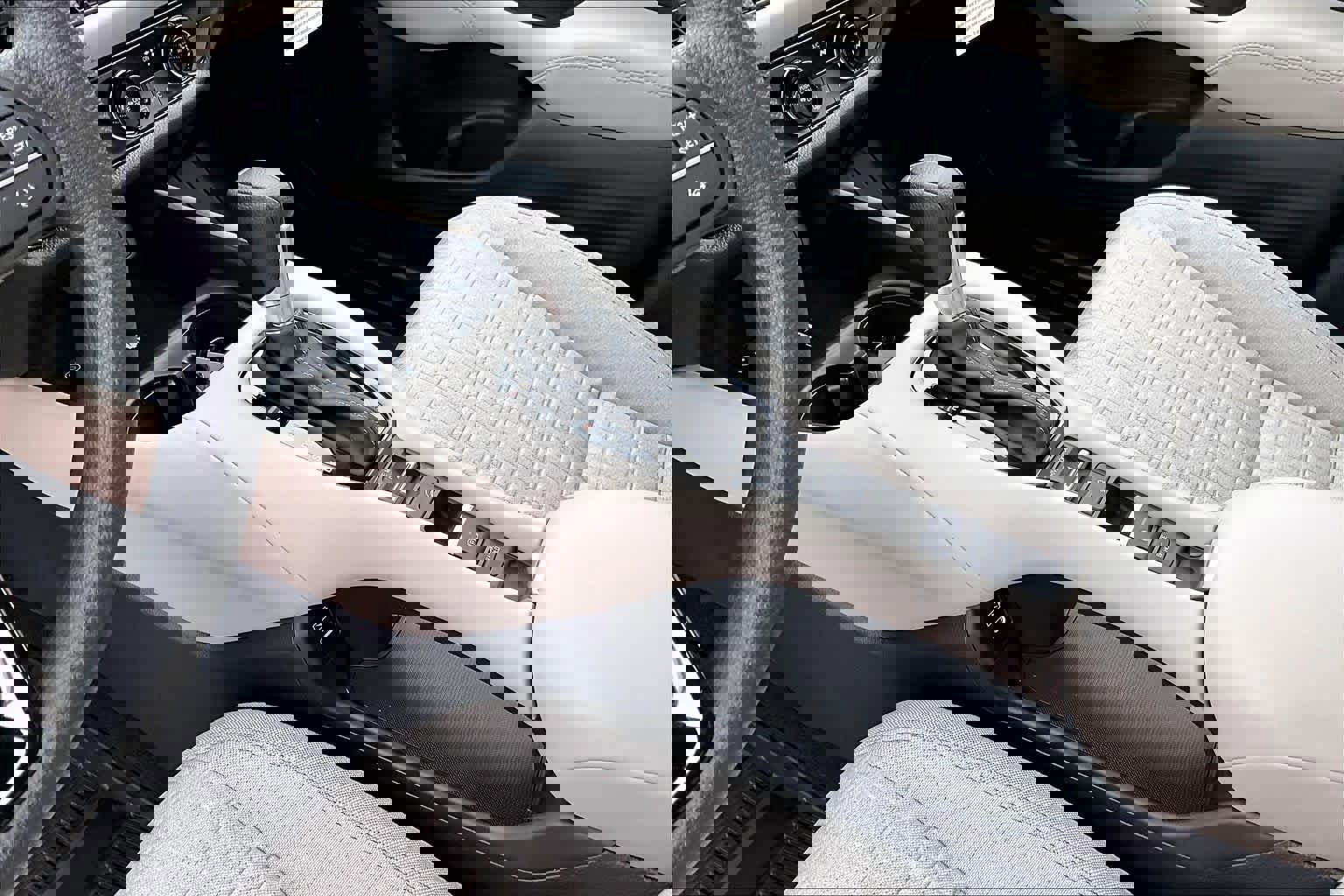 New 2026 Honda HR-V LX image 7