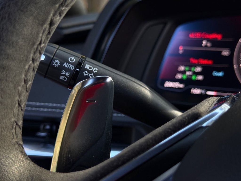 Used 2020 Chevrolet Corvette Stingray Preferred Cpe w/ 2LT Preferred Equipment Group RWD image 43