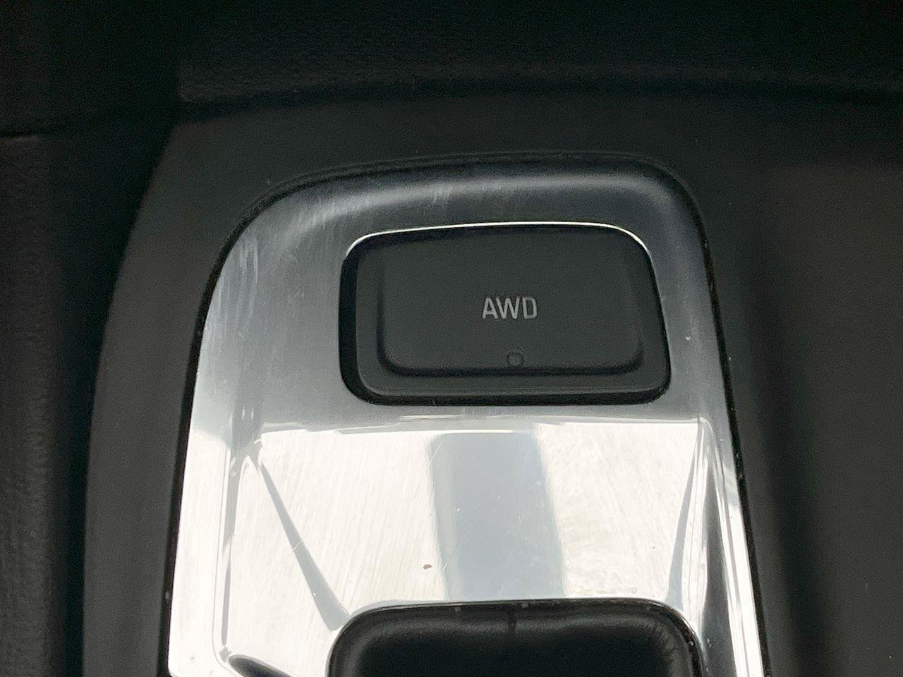 Certified 2019 Chevrolet Equinox LT AWD/4WD image 15