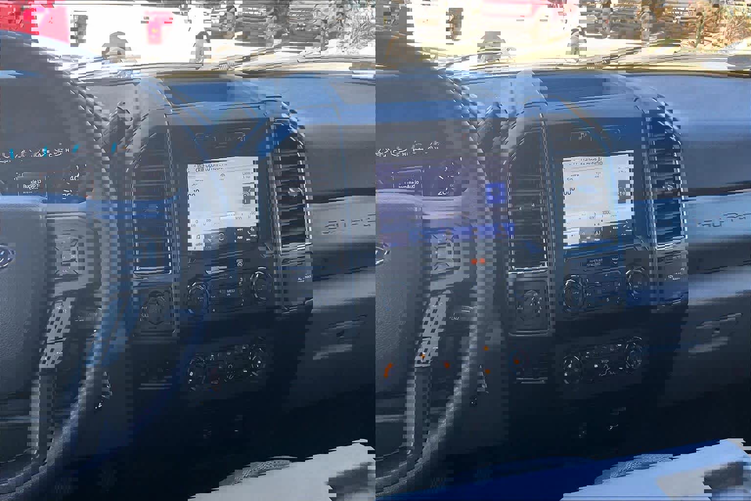 Used 2022 Ford F250 XLT w/ XLT Premium Package image 6