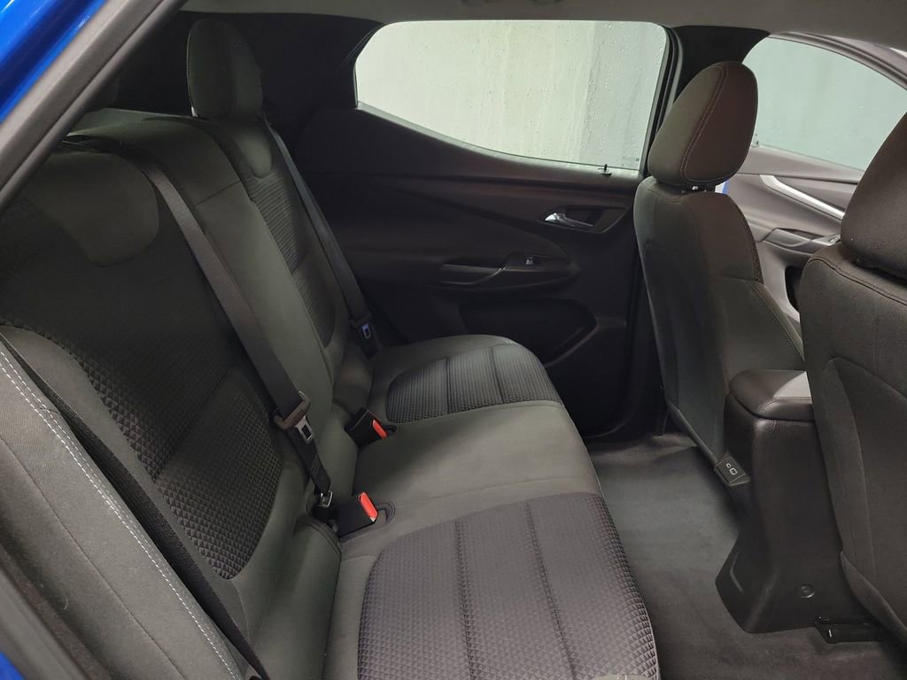 Used 2023 Chevrolet Bolt EUV LT image 20
