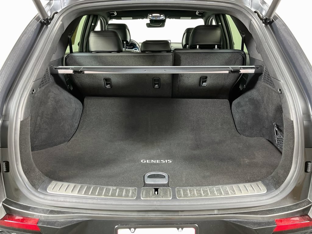Used 2024 Genesis GV70 2.5T w/ Sport Prestige Package AWD/4WD image 9