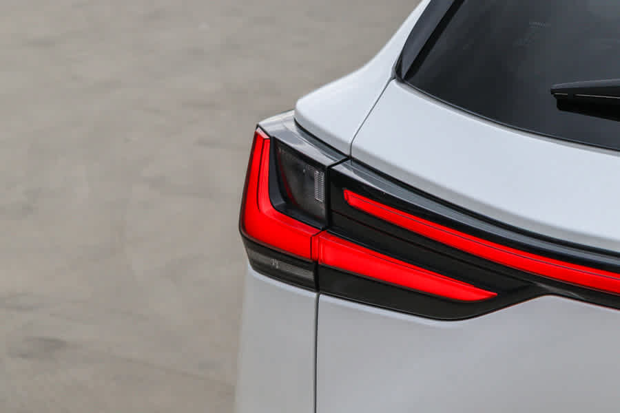 Used 2024 Lexus NX 350h AWD w/ Vision Package image 13
