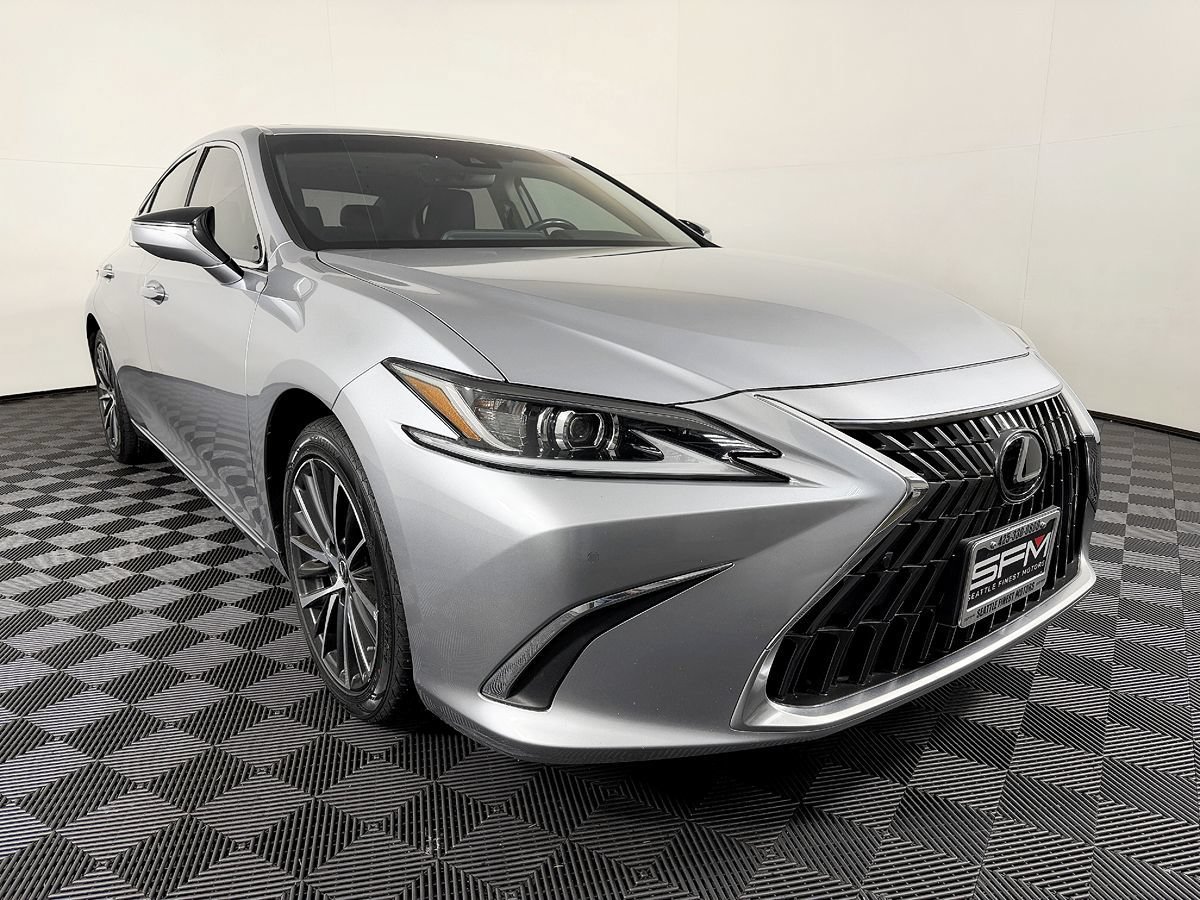 Used 2024 Lexus ES 300h w/ Premium Package FWD image 5