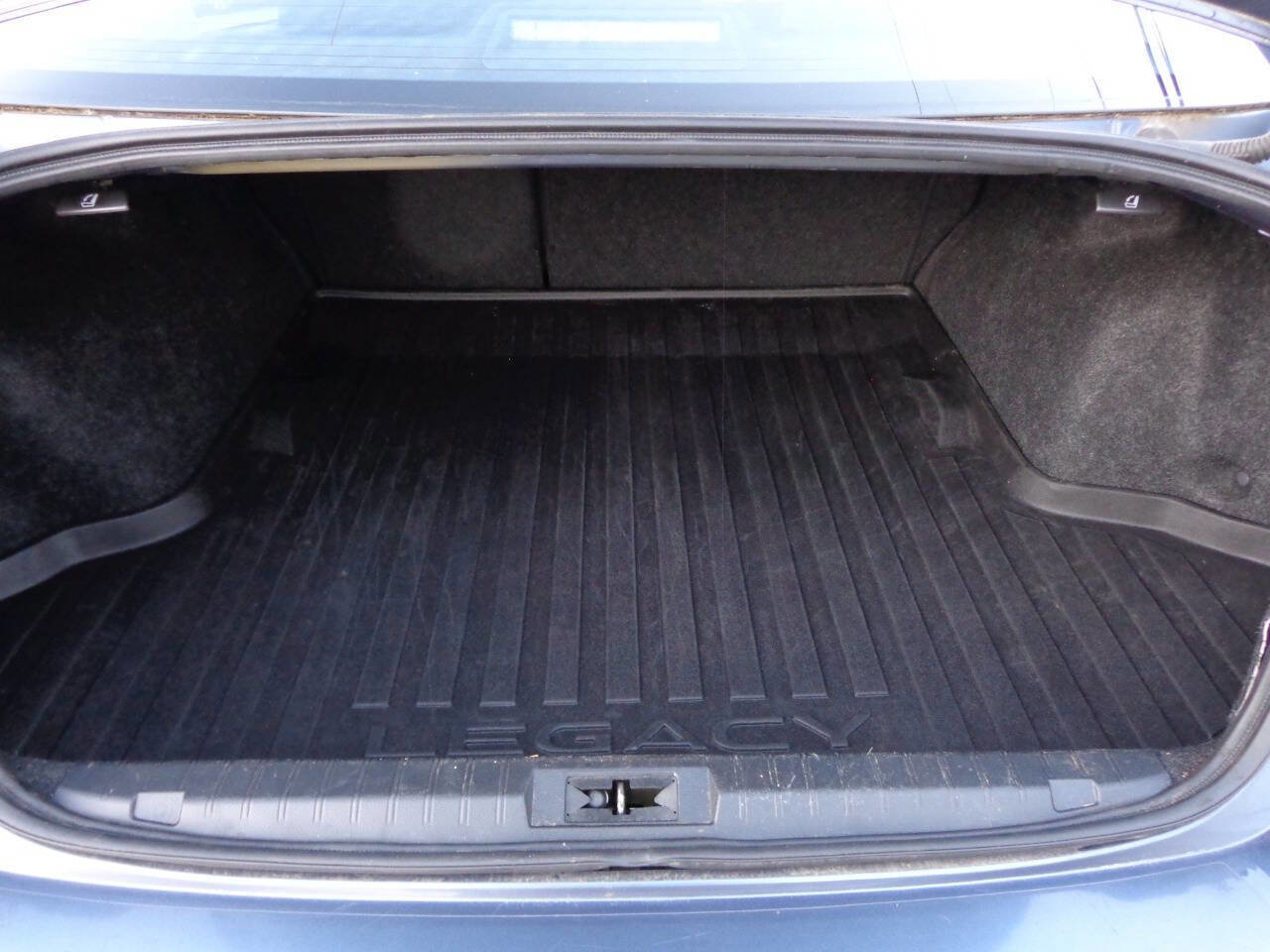 Used 2015 Subaru Legacy 2.5i image 27