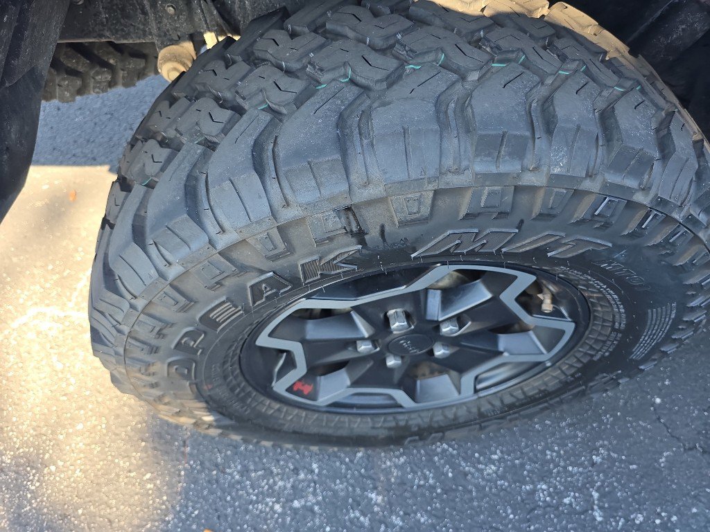 Used 2021 Jeep Gladiator Sport image 33