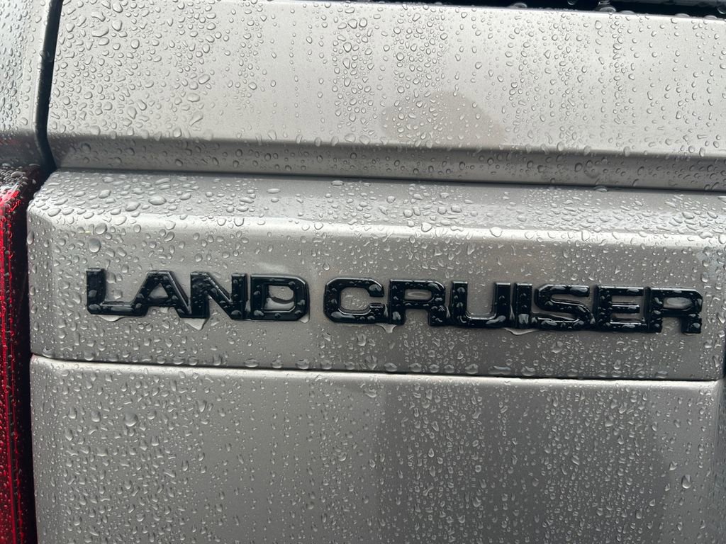 Used 2025 Toyota Land Cruiser PREMIUM image 31