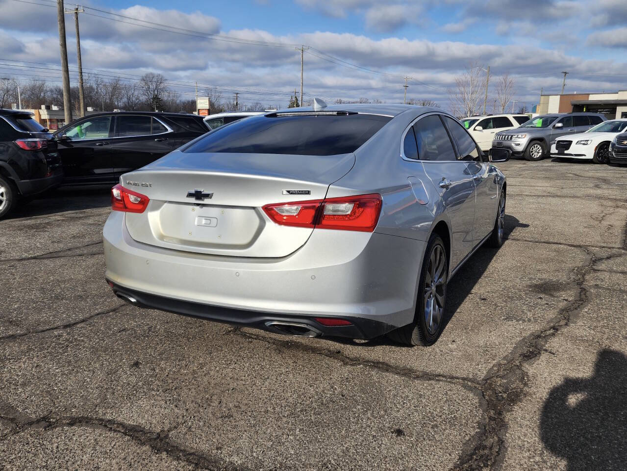 Used 2016 Chevrolet Malibu Premier w/ Driver Confidence Package image 5