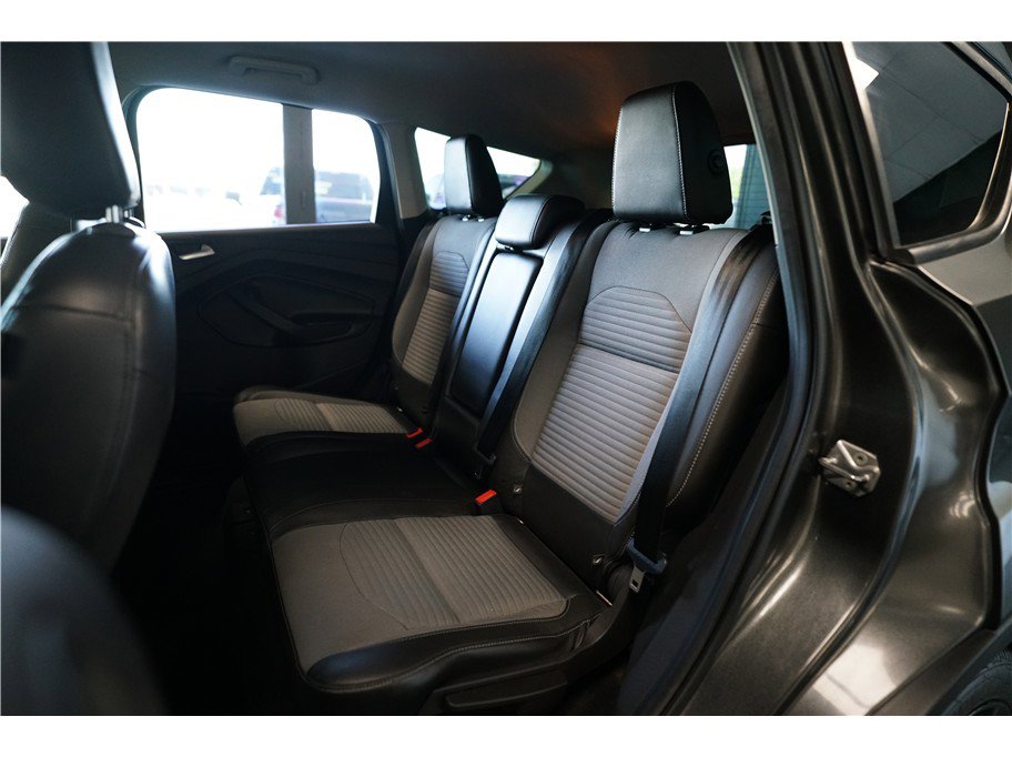 Used 2017 Ford Escape SE w/ Equipment Group 201A image 12