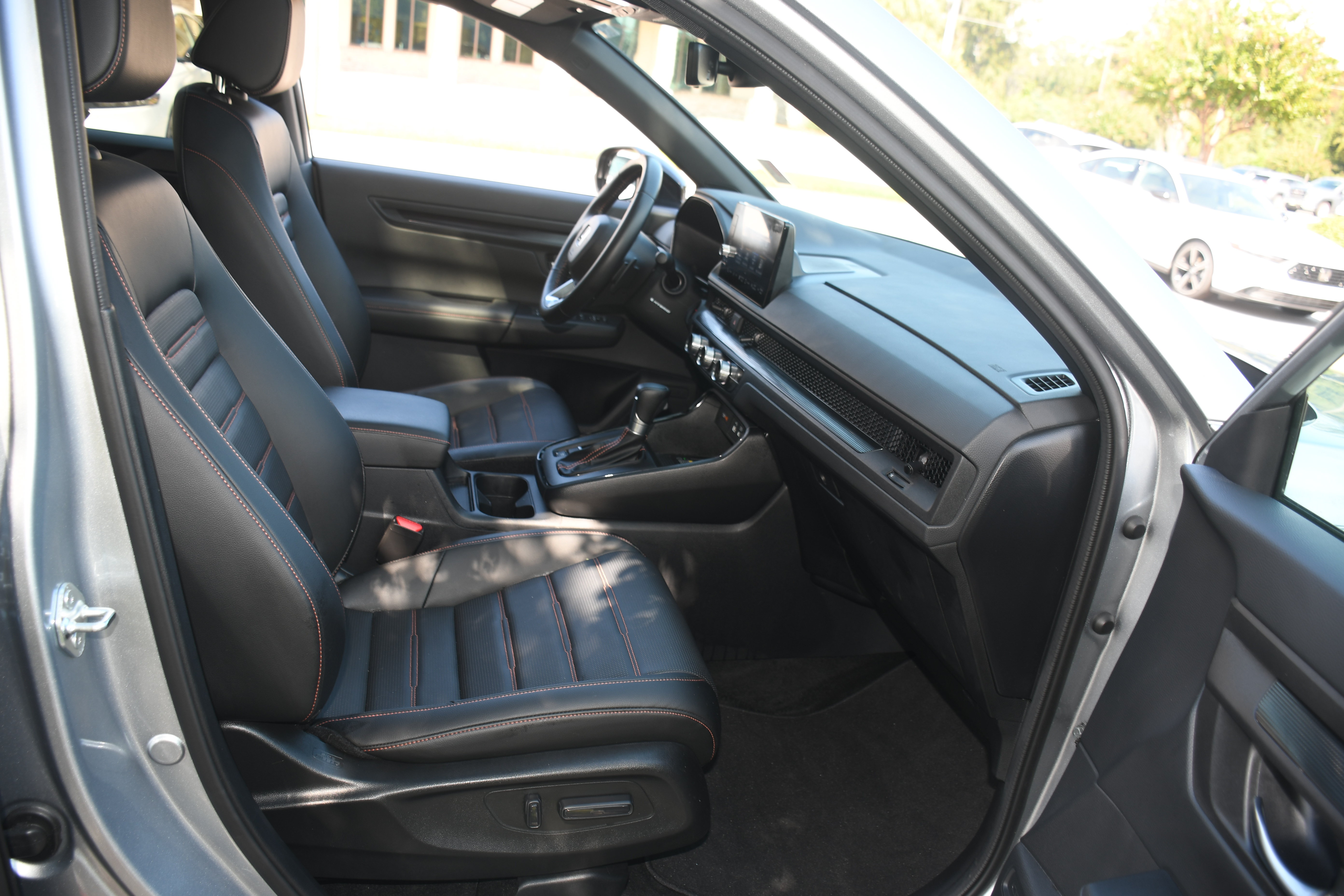 Certified 2025 Honda CR-V Sport-L image 22
